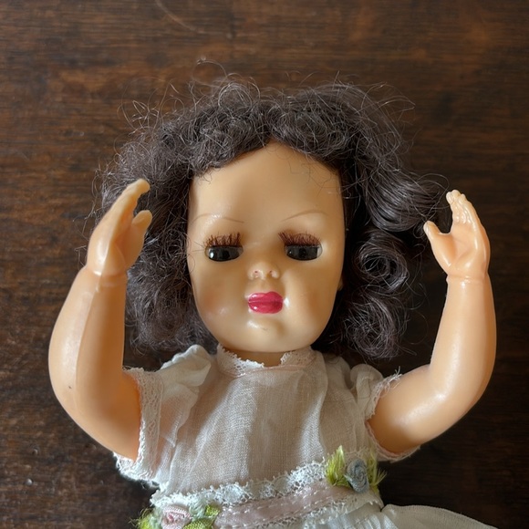 Vintage Doll with White Dress and Pink Accents - Picture 3 of 7